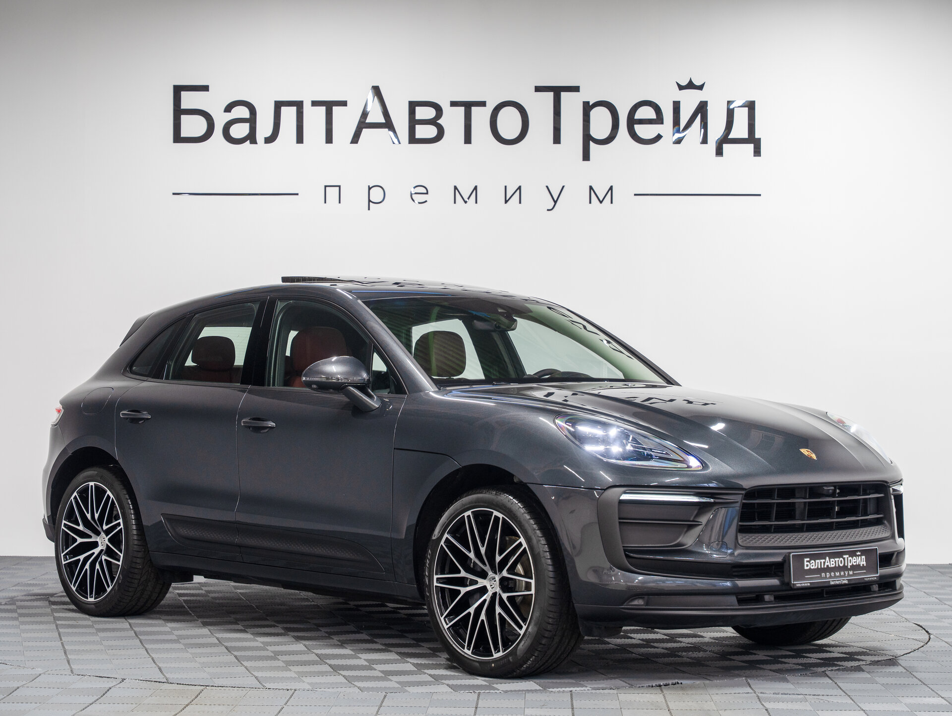 Автомобиль Porsche Macan 2.0 AMT (265 л.с.) 4WD - 5