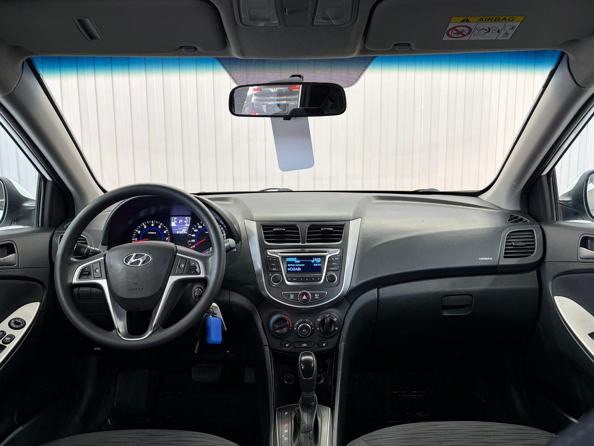 Hyundai Solaris 