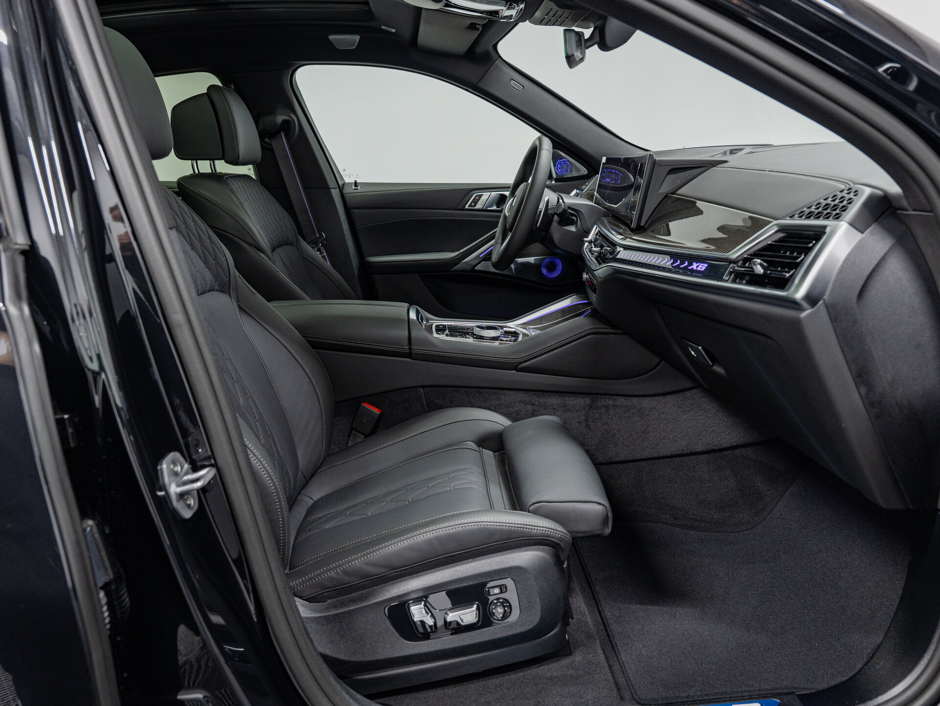 Автомобиль BMW X6 30d 3.0d AT (286 л.с.) 4WD - 13