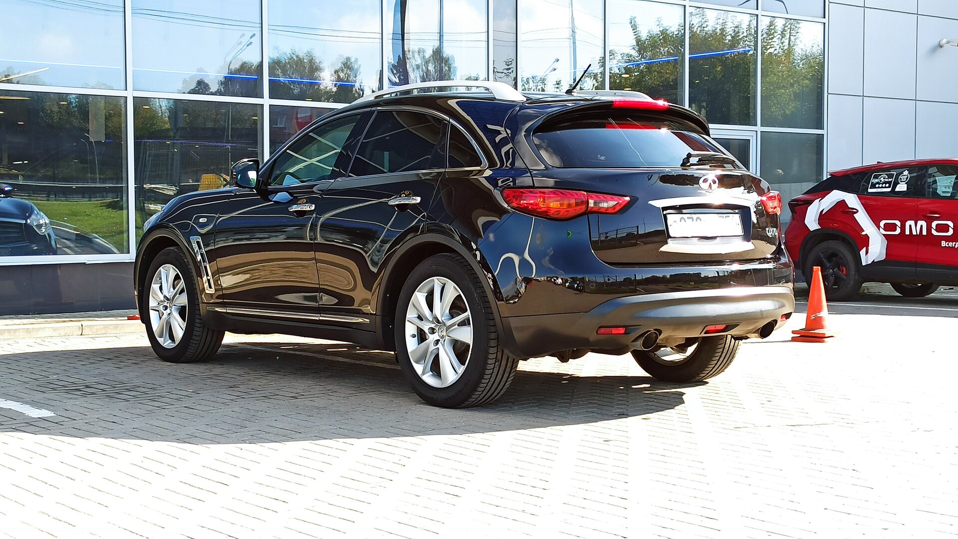 INFINITI QX70, I Десигн, фото 8