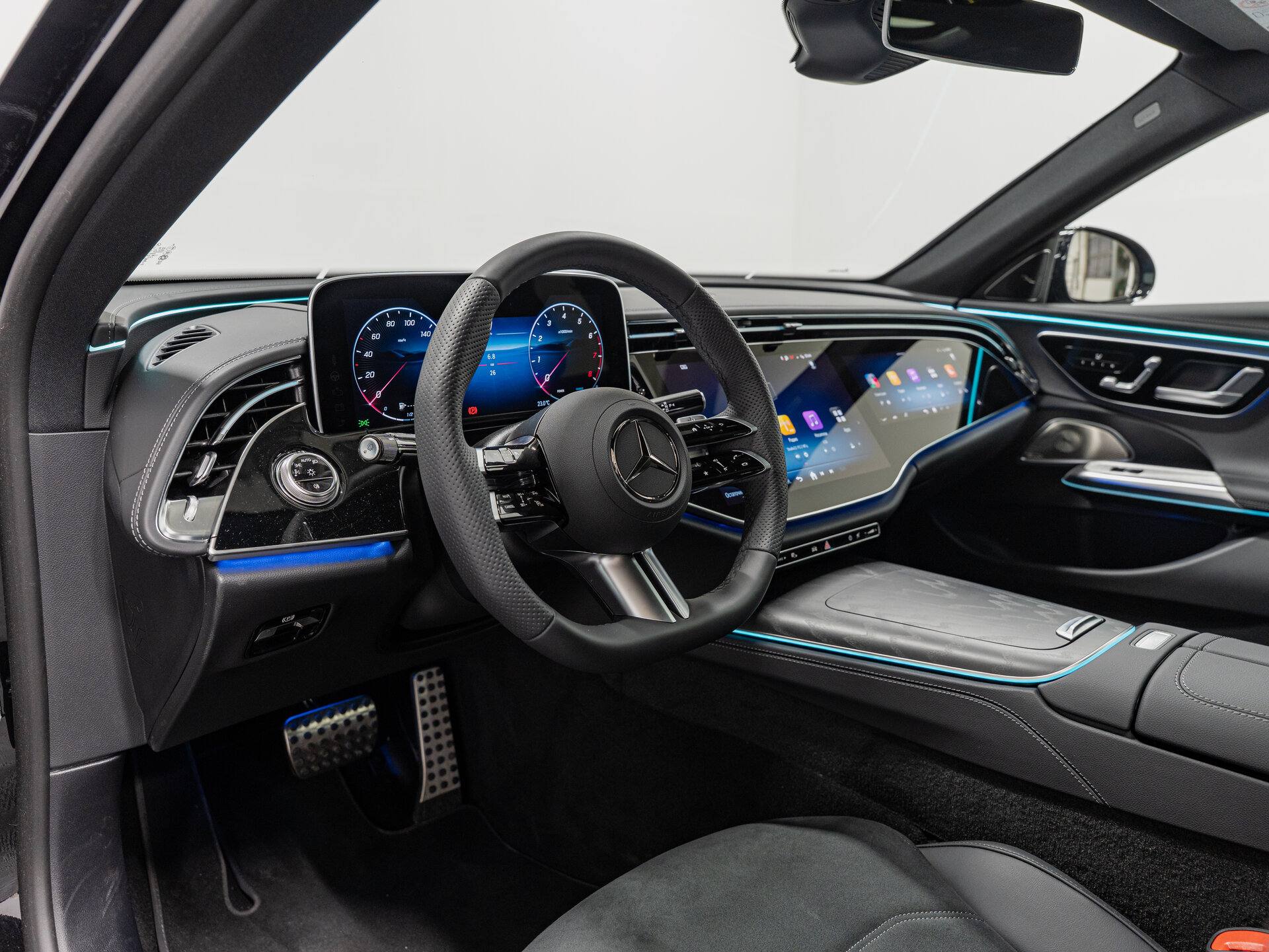 Автомобиль Mercedes-Benz E-Класс 200 2.0 AT (204 л.с.) - 12