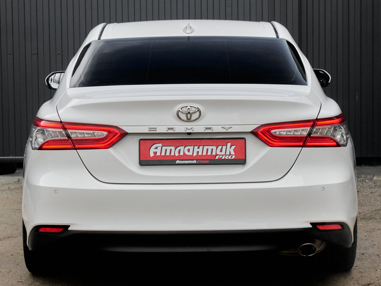 Купить Toyota Camry 2.5 AT (181 л.с.), 2021 в Екатеренбурге