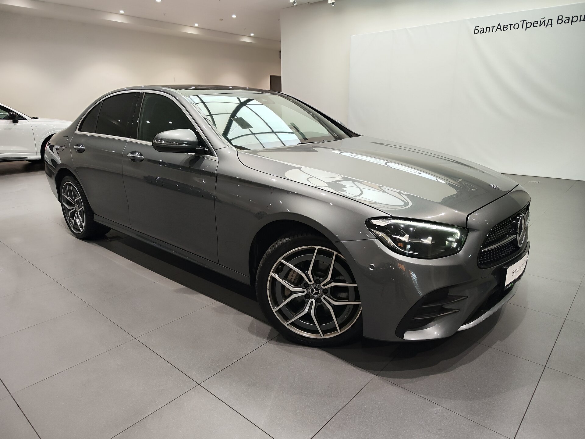 Автомобиль Mercedes-Benz E-Класс 350 d 2.9d AT (249 л.с.) 4WD - 3