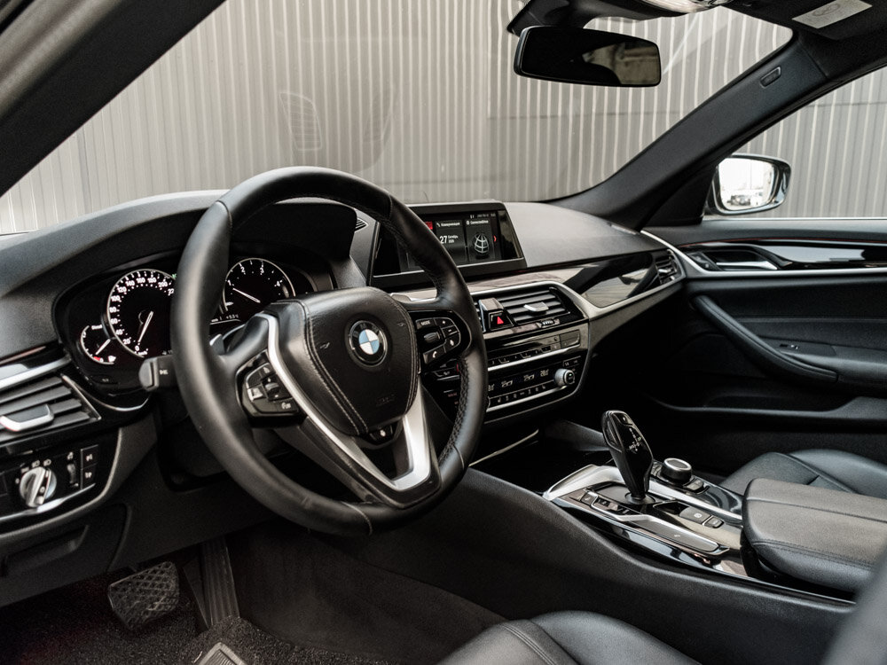 Купить BMW 5 серии 520d xDrive 2.0d AT (190 л.с.) 4WD, 2019 в Екатеренбурге