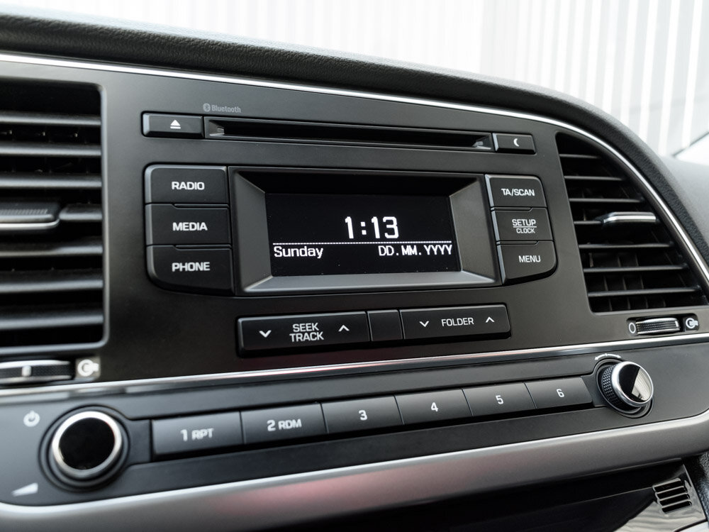 Купить Hyundai Elantra 1.6 AT (128 л.с.), 2017 в Екатеренбурге