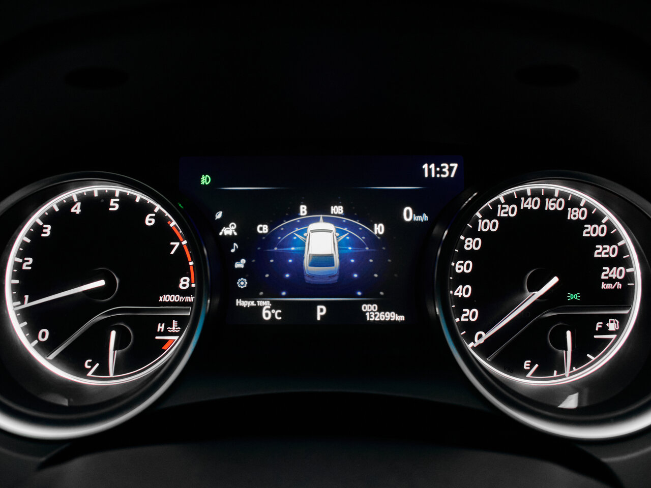Купить Toyota Camry 2.5 AT (181 л.с.), 2021 в Екатеренбурге
