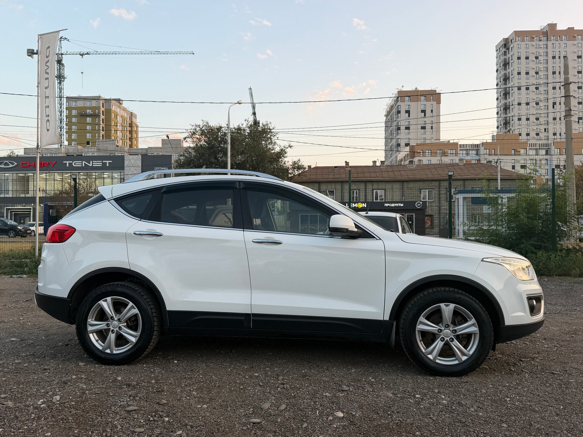 FAW Besturn X80 
