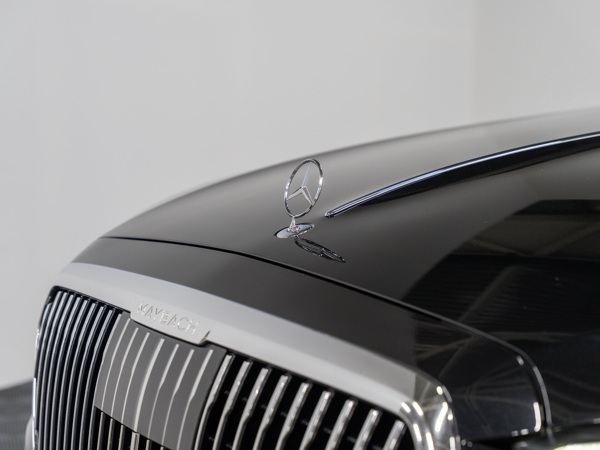 Автомобиль Mercedes-Benz Maybach S-Класс 580 4.0 AT (503 л.с.) 4WD - 2