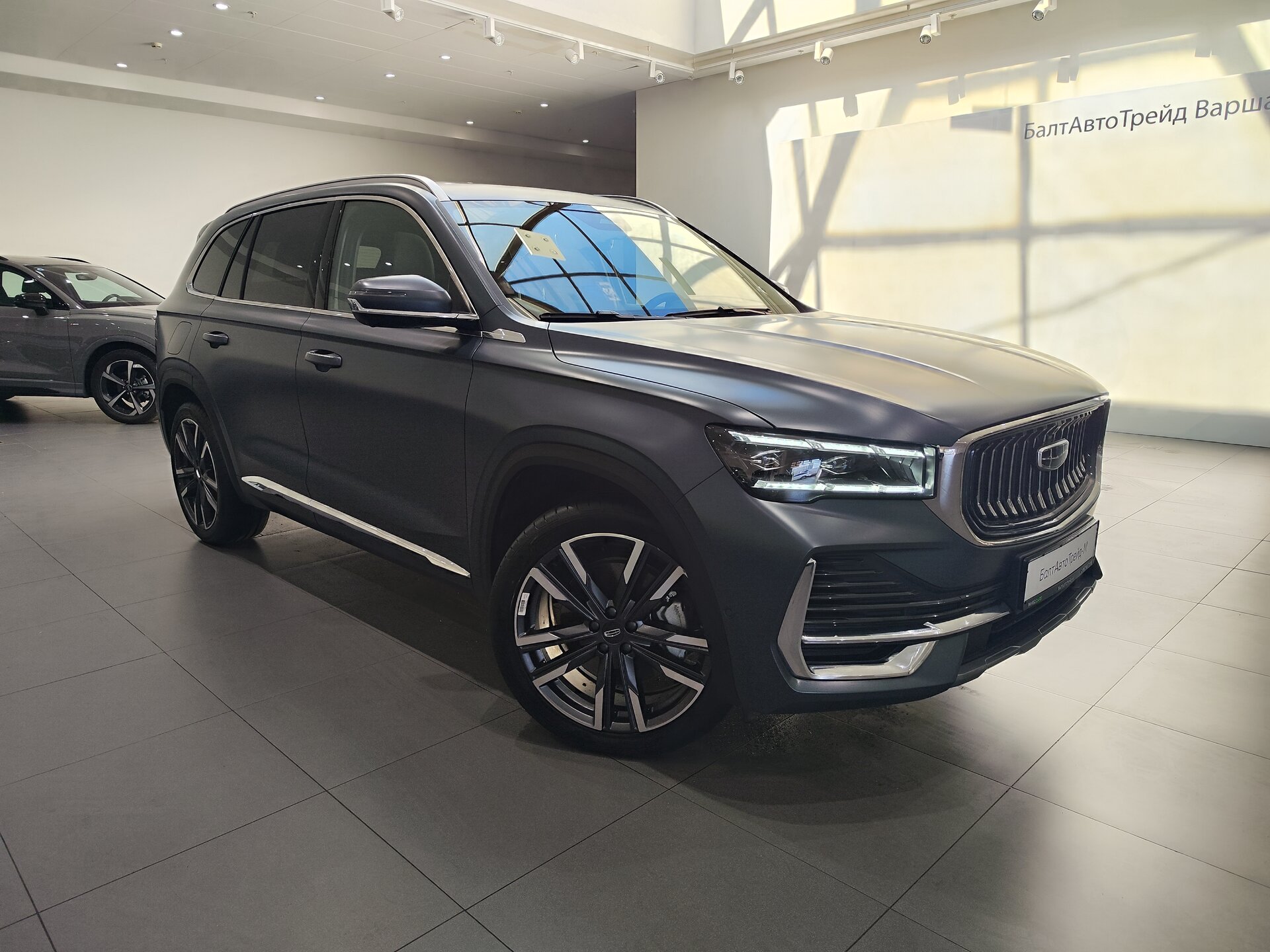 Автомобиль Geely Monjaro 2.0 AT (238 л.с.) 4WD - 3