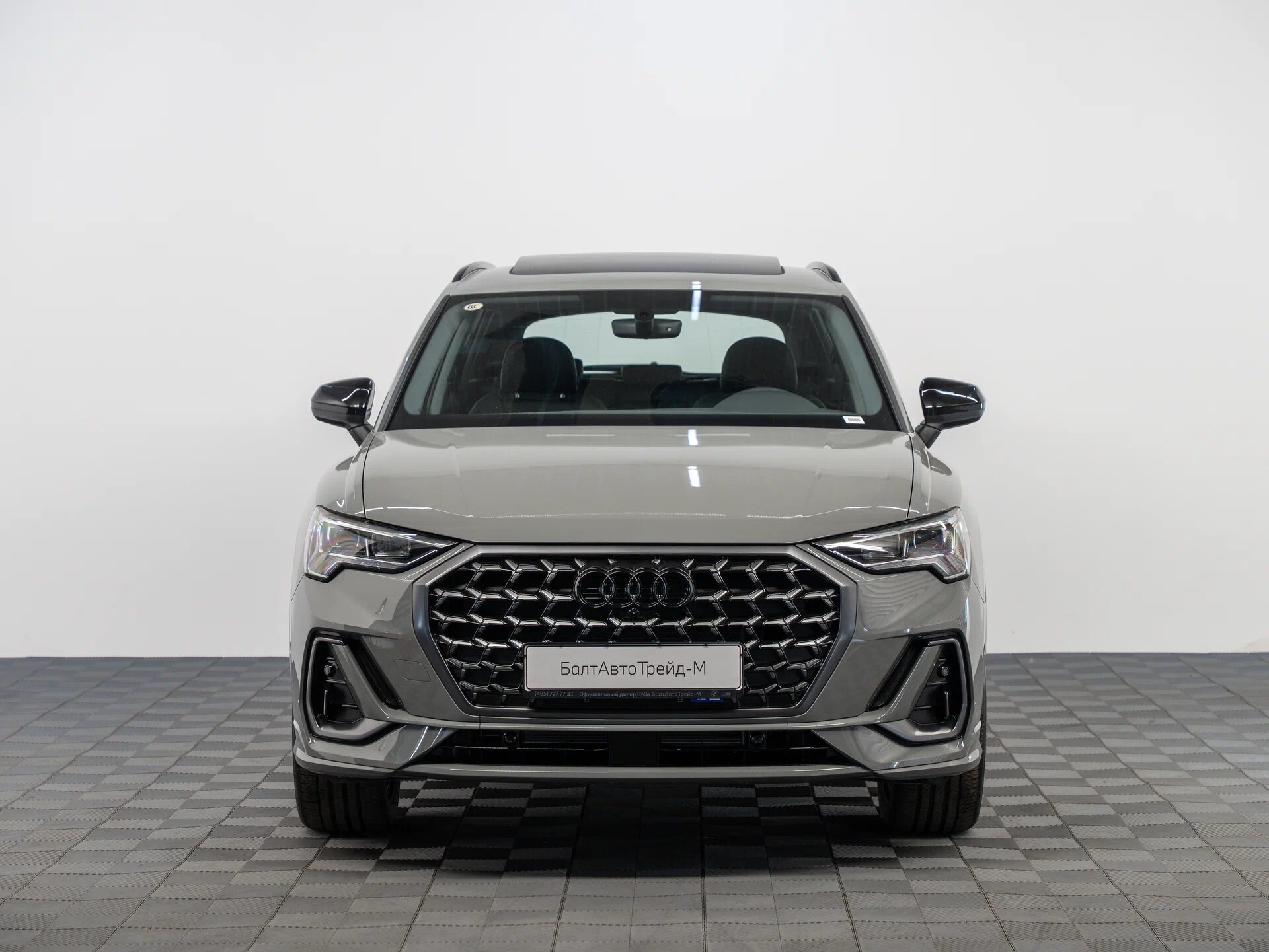 Автомобиль Audi Q3 35 TFSI 1.5 AMT (160 л.с.) - 2