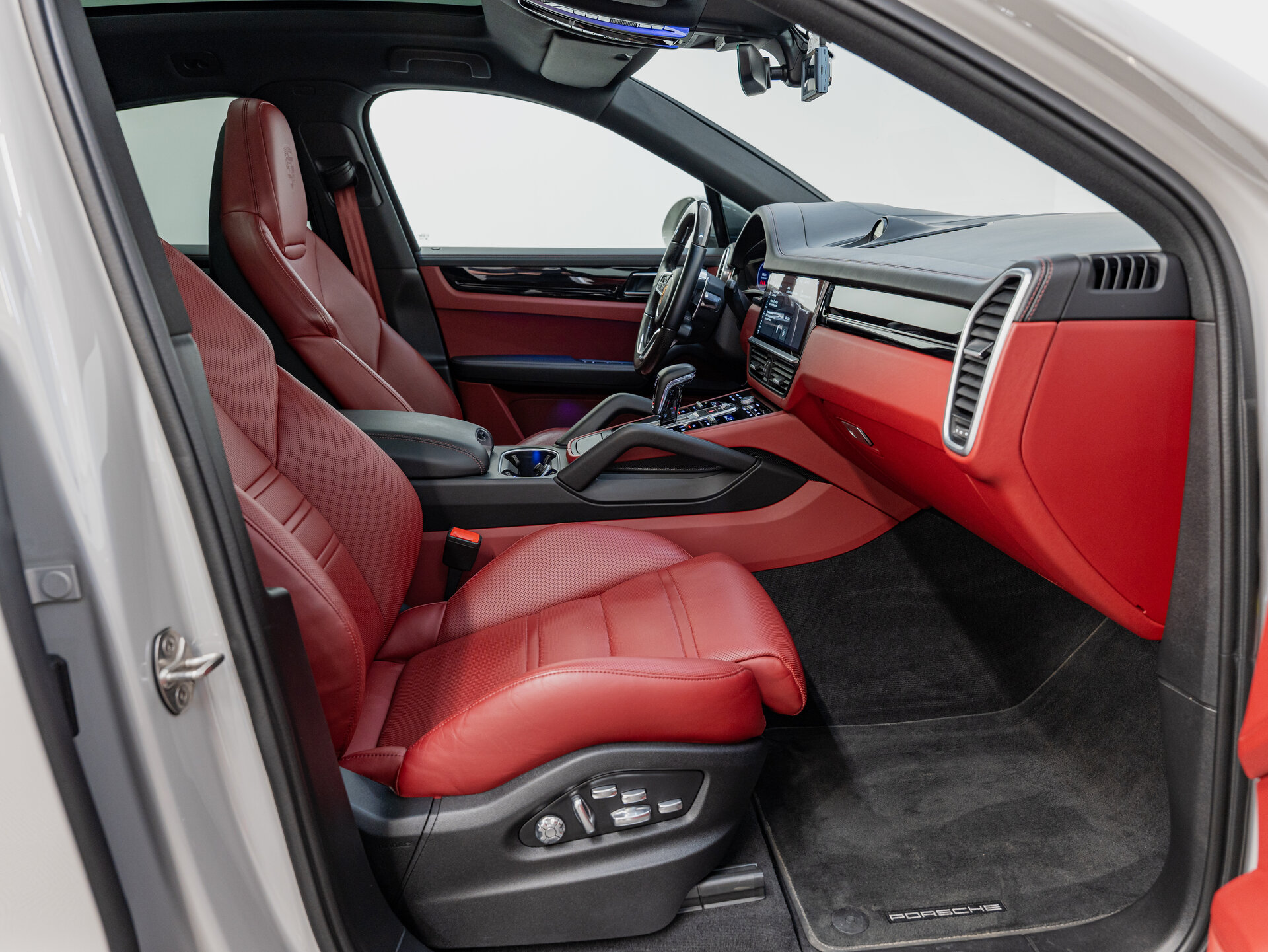 Автомобиль Porsche Cayenne Coupé 3.0 AT (340 л.с.) 4WD - 10