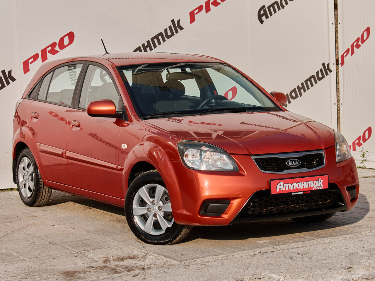 Купить Kia Rio 1.4 MT (95 л.с.), 2010 в Екатеренбурге