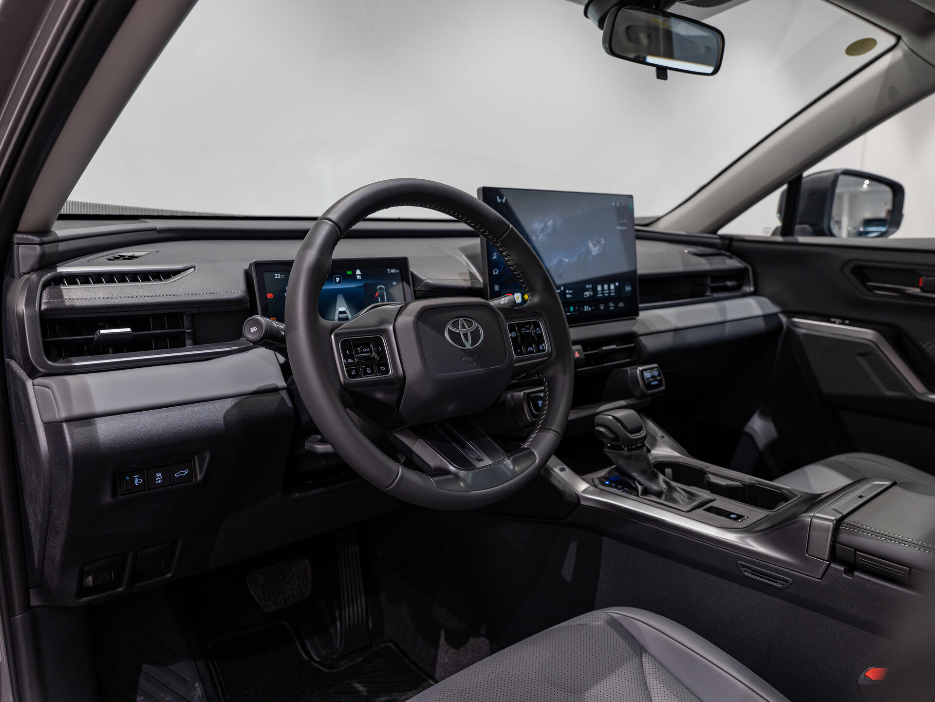 Автомобиль Toyota RAV4 2.0 CVT (171 л.с.) 4WD - 8