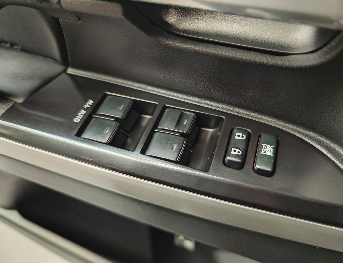 Автомобиль Toyota Land Cruiser 4.5d AT (249 л.с.) 4WD - 14