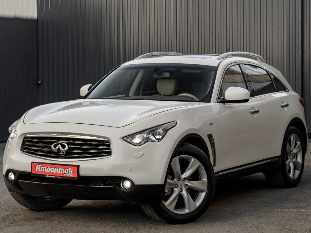 Купить Infiniti FX FX35 3.5 AT (307 л.с.) 4WD, 2009 в Екатеренбурге