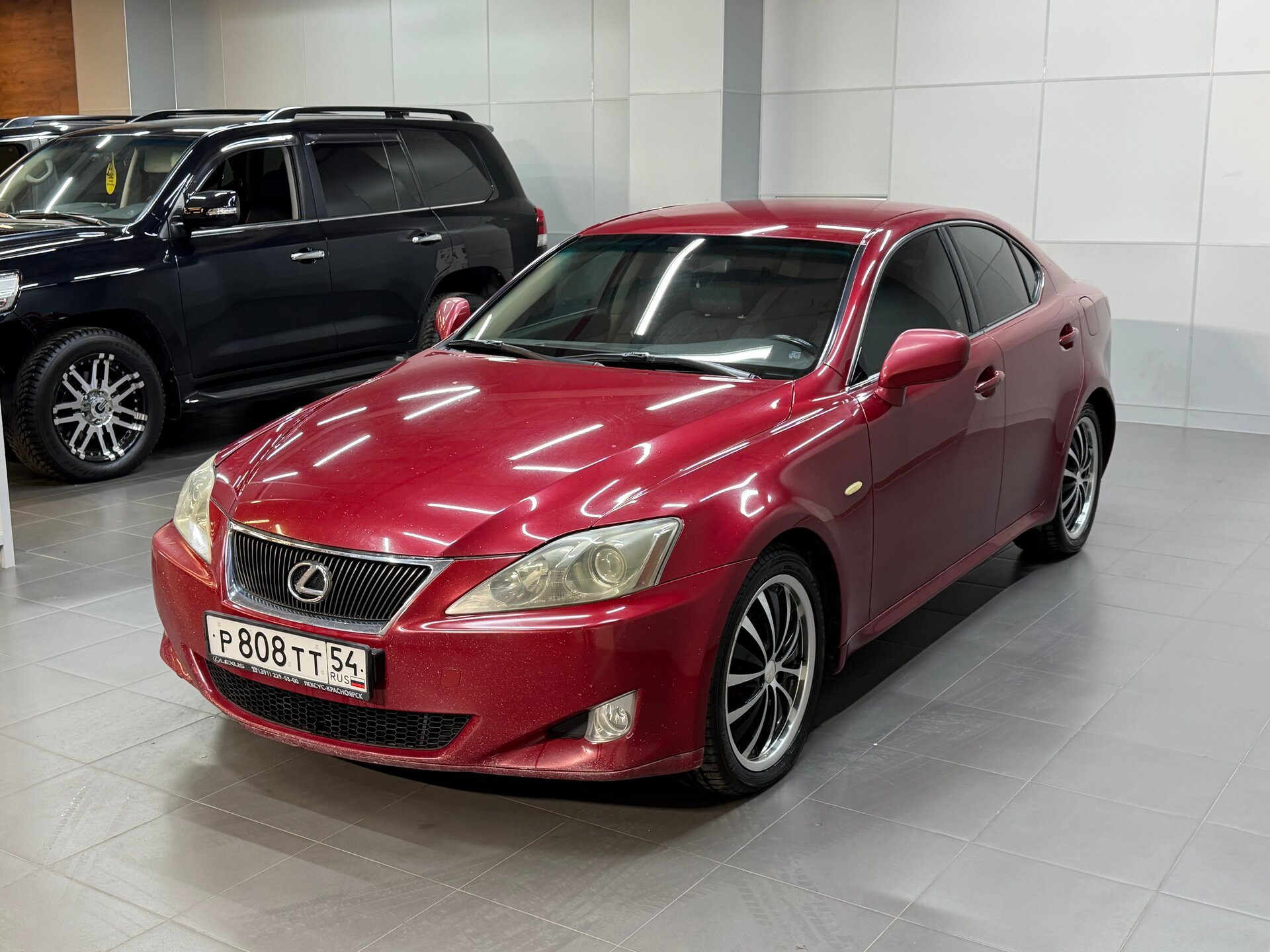 Lexus IS — фото 1