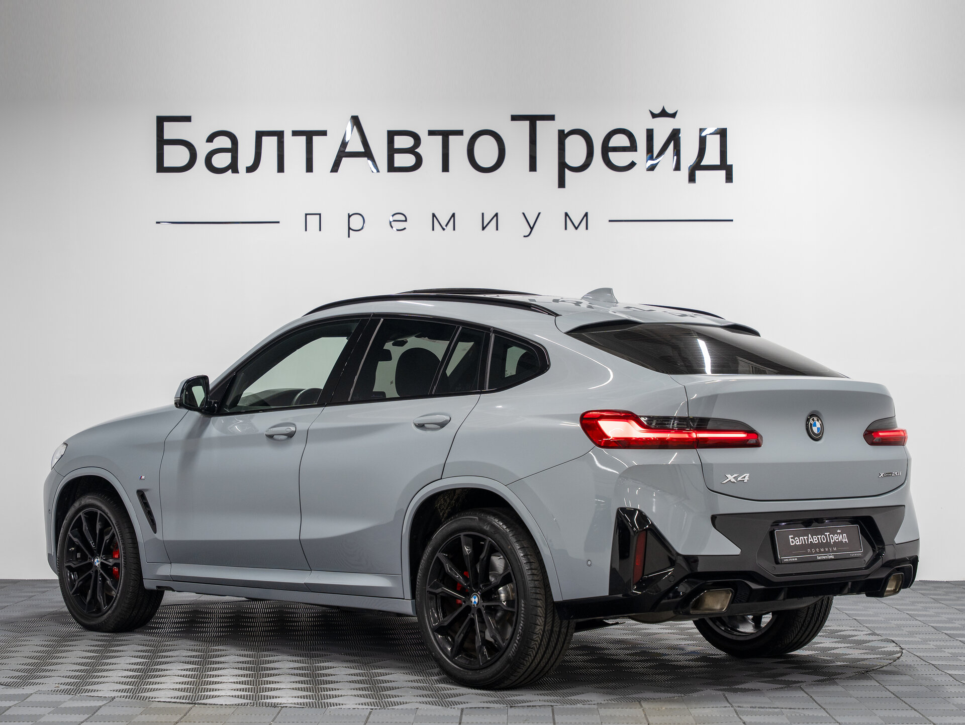 Автомобиль BMW X4 20i 2.0 AT (184 л.с.) 4WD - 10