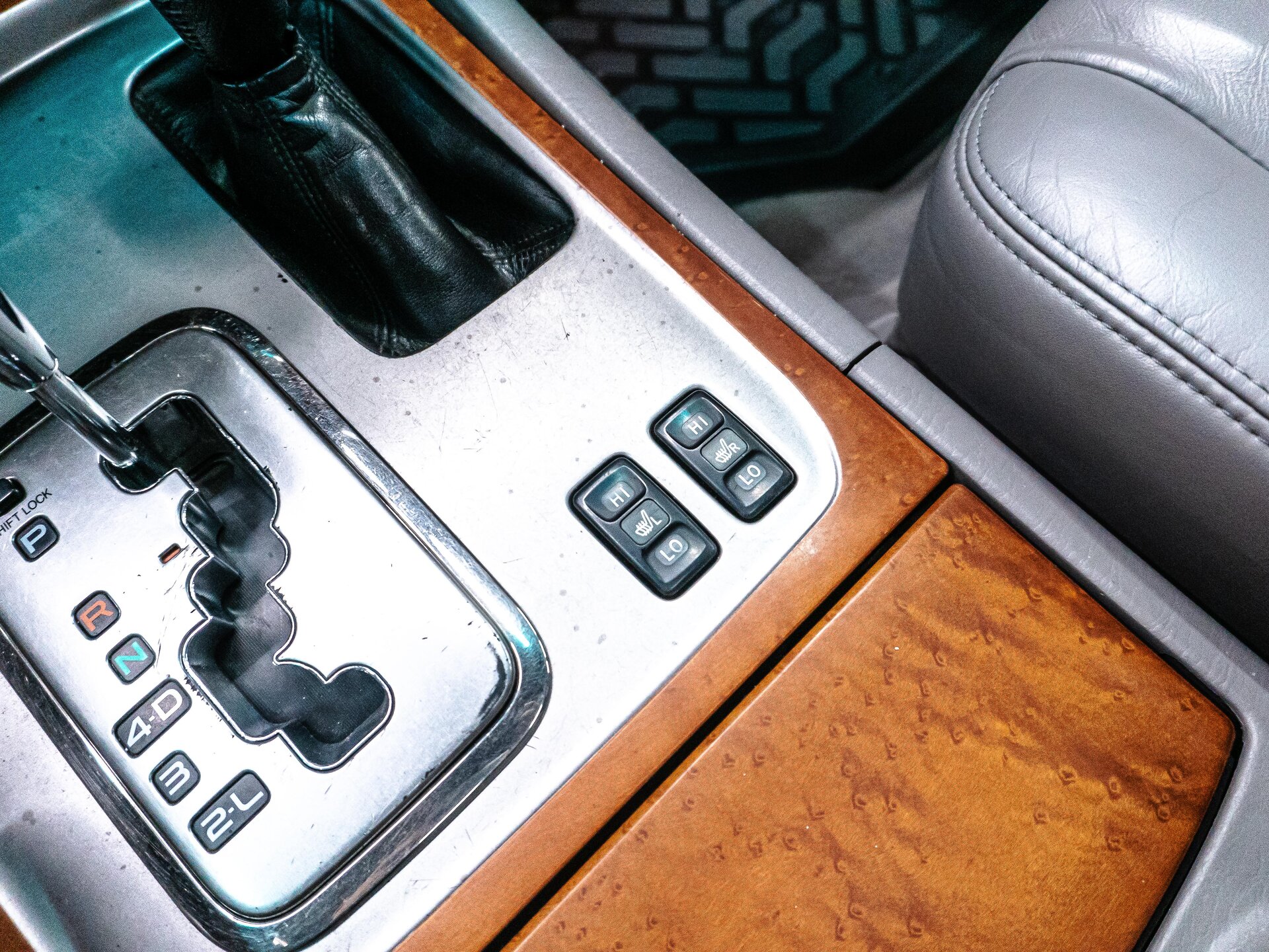 Lexus LX 2007 18