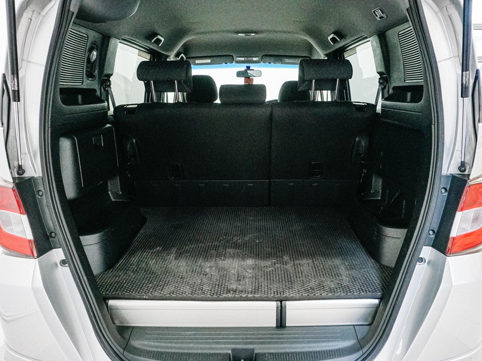 Honda Freed 2012 25