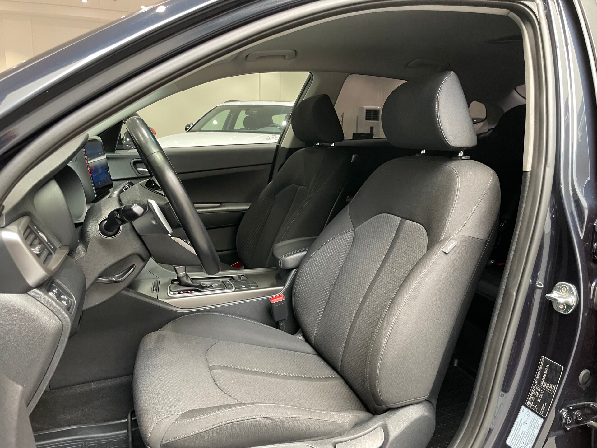 Автомобиль Kia Optima 2.0 AT (150 л.с.) - 8