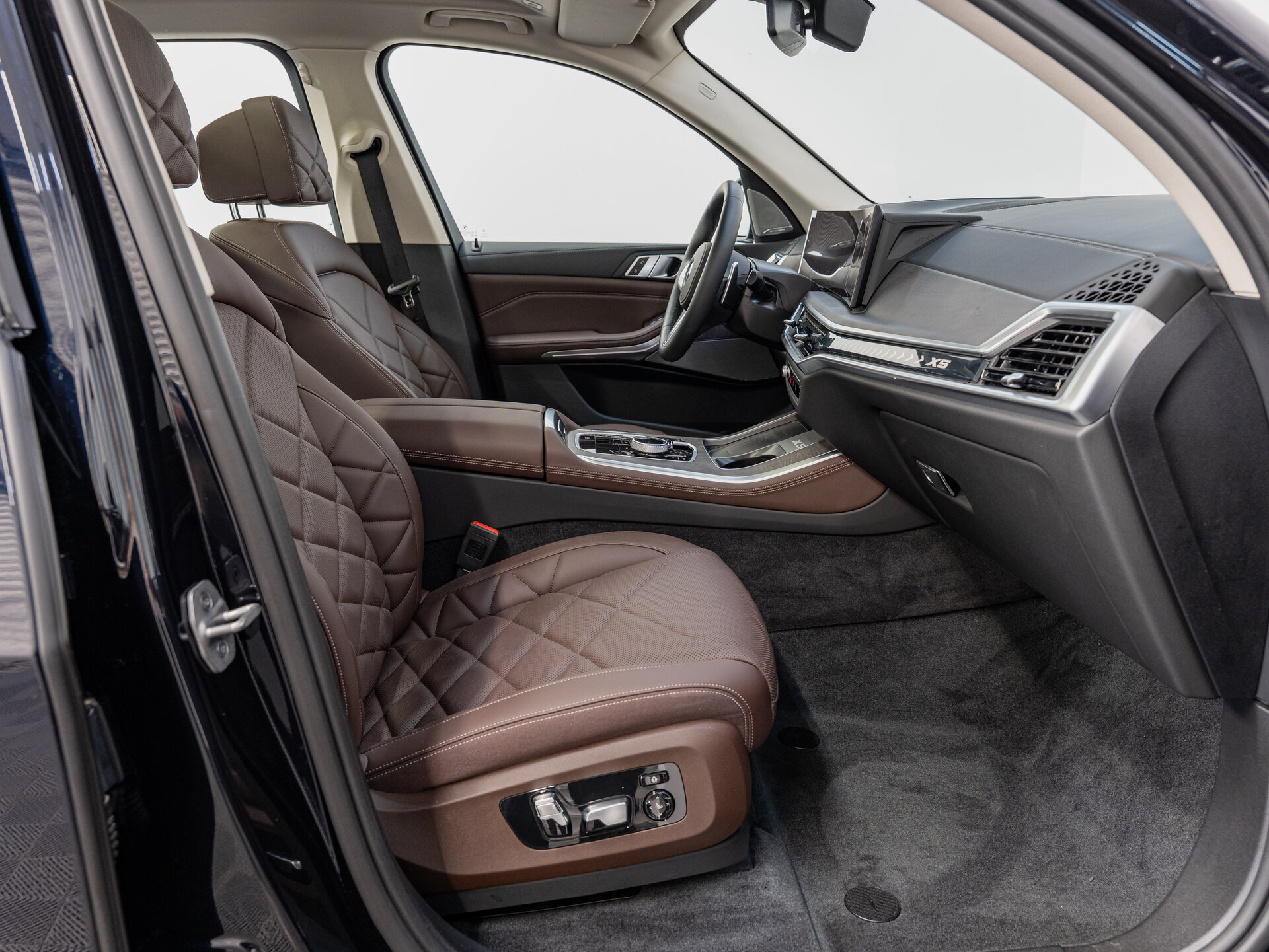 Автомобиль BMW X5 30Li 2.0 AT (258 л.с.) 4WD - 10