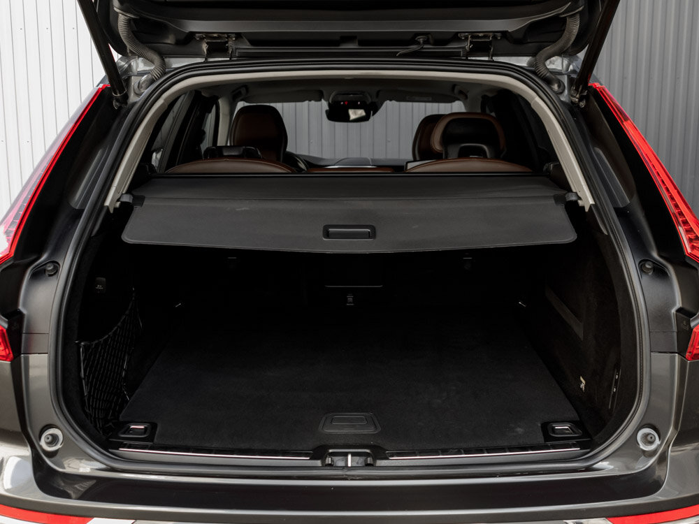 Купить Volvo XC60 2.0 AT (249 л.с.) 4WD, 2018 в Екатеренбурге