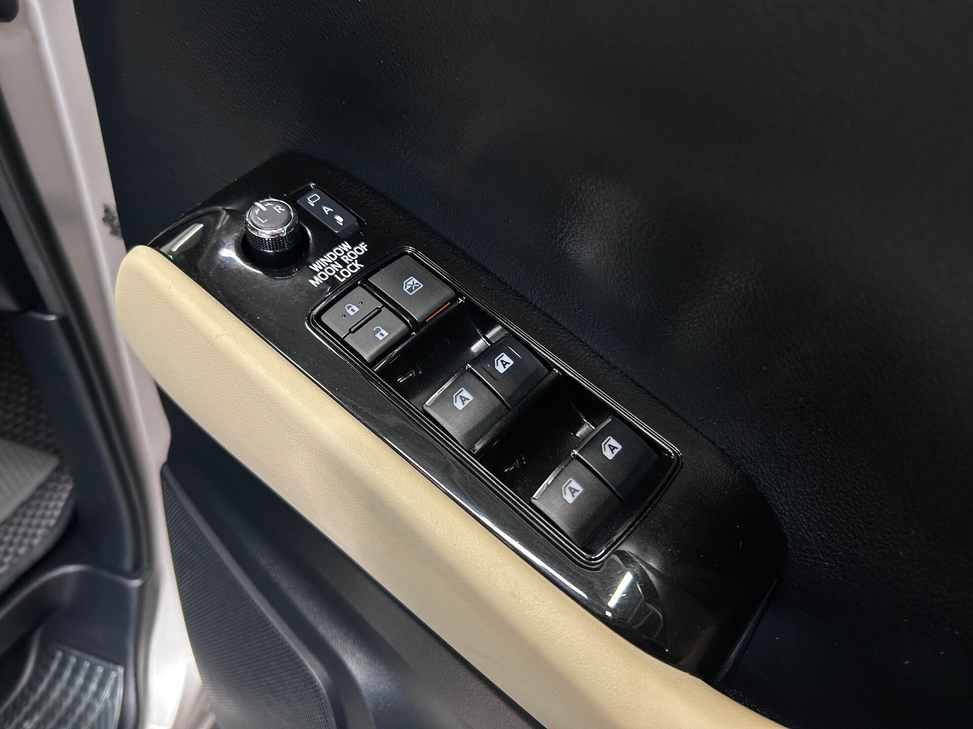 Toyota Alphard 2019 20
