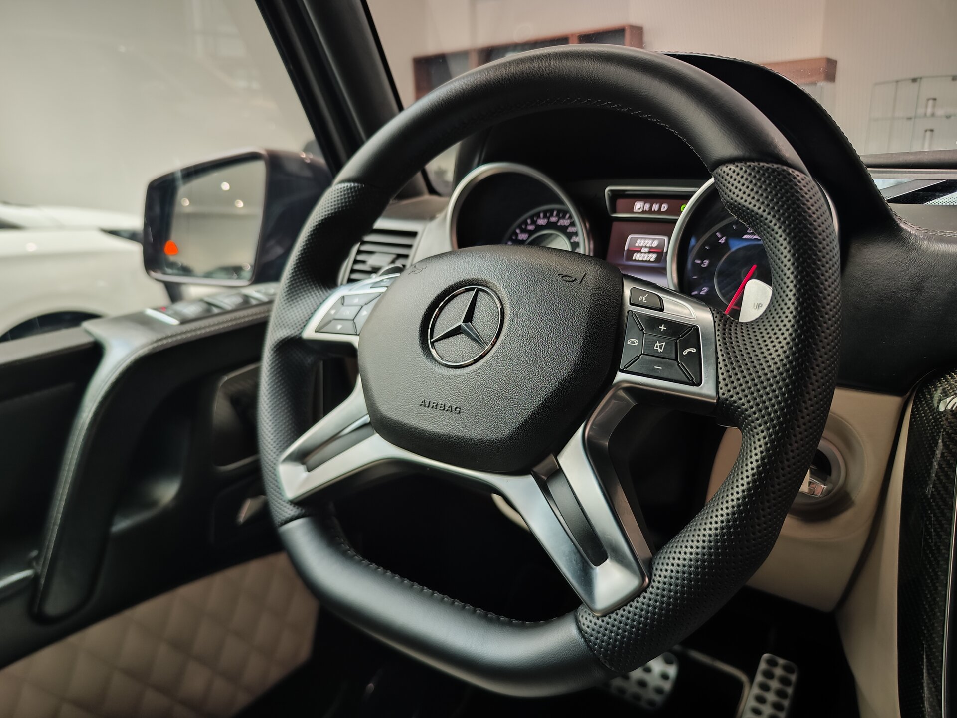 Автомобиль Mercedes-Benz G-Класс AMG 63 AMG 5.5 AT (571 л.с.) 4WD - 15