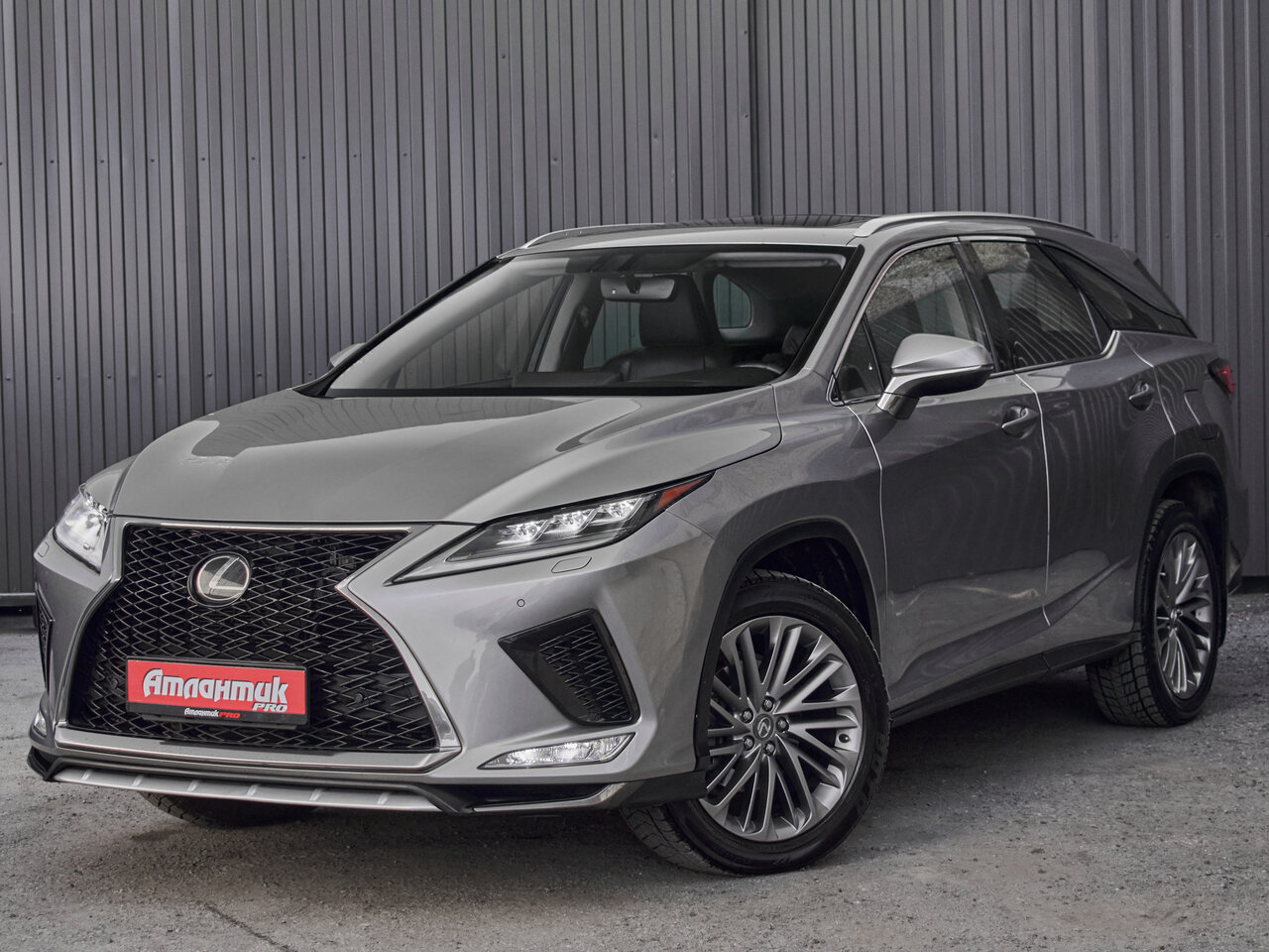 Купить Lexus RX 350L 3.5 AT (294 л.с.) 4WD, 2019 в Екатеренбурге