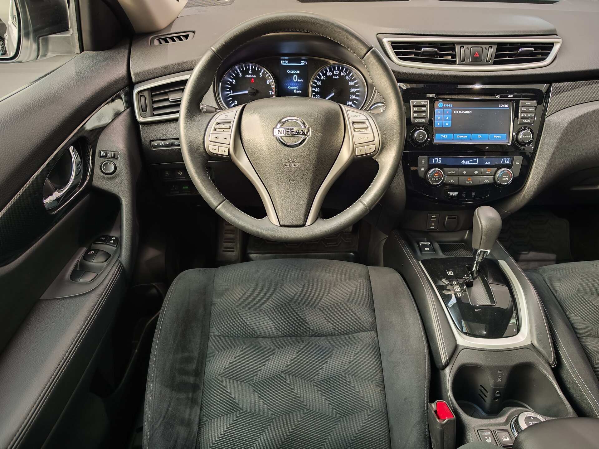 Автомобиль Nissan X-Trail 2.0 CVT (144 л.с.) 4WD - 18