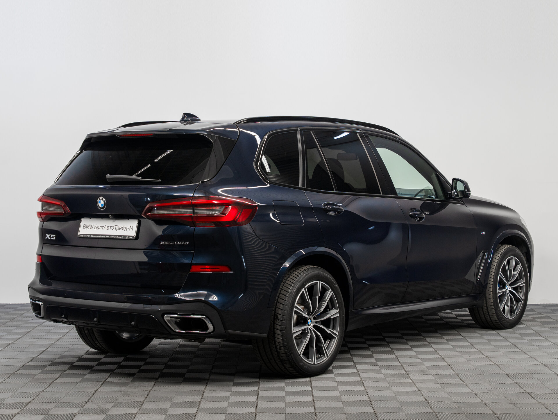 Автомобиль BMW X5 30d 3.0d AT (249 л.с.) 4WD - 5