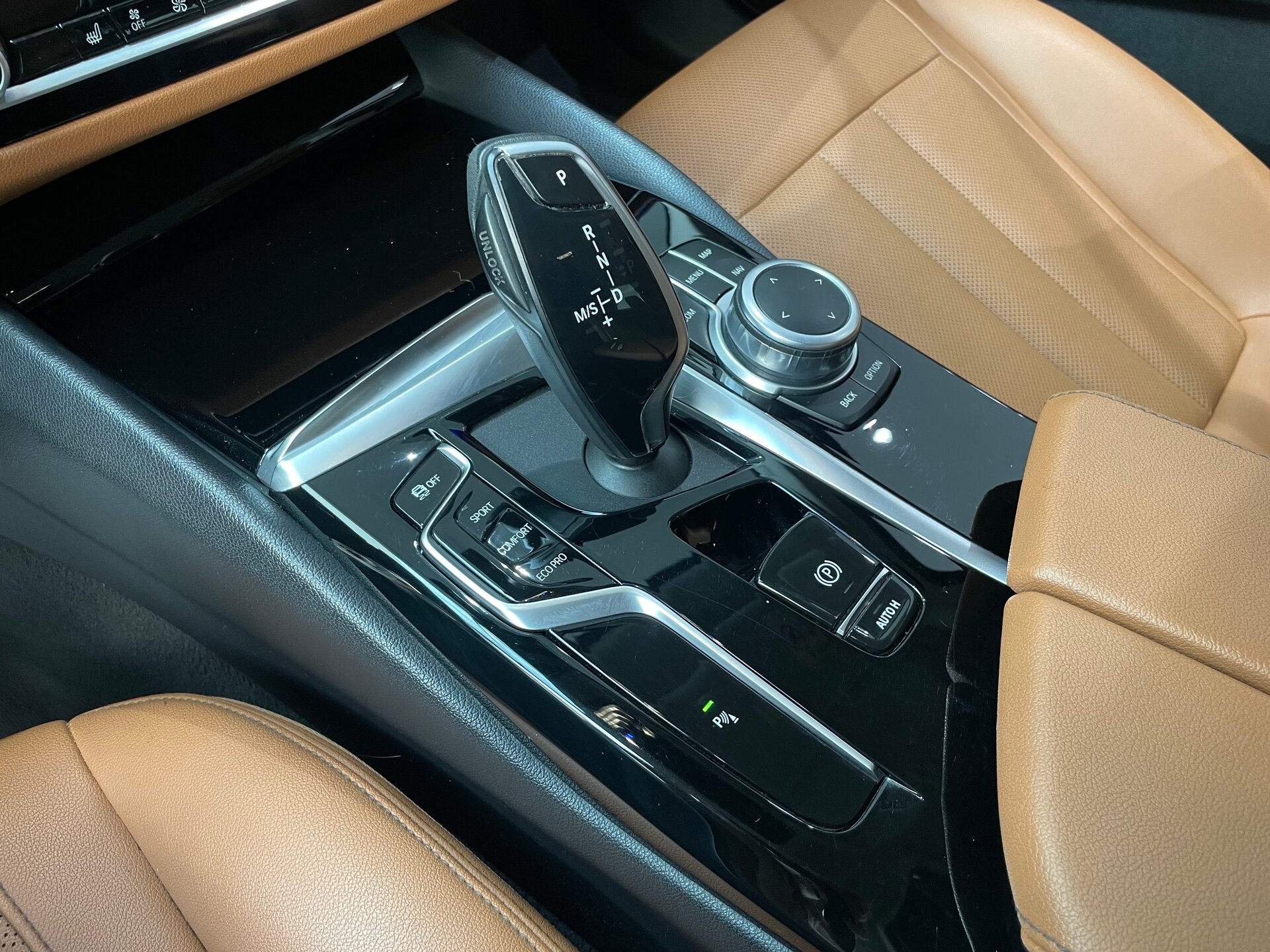 Автомобиль BMW 5 серии 520d 2.0d AT (190 л.с.) - 17