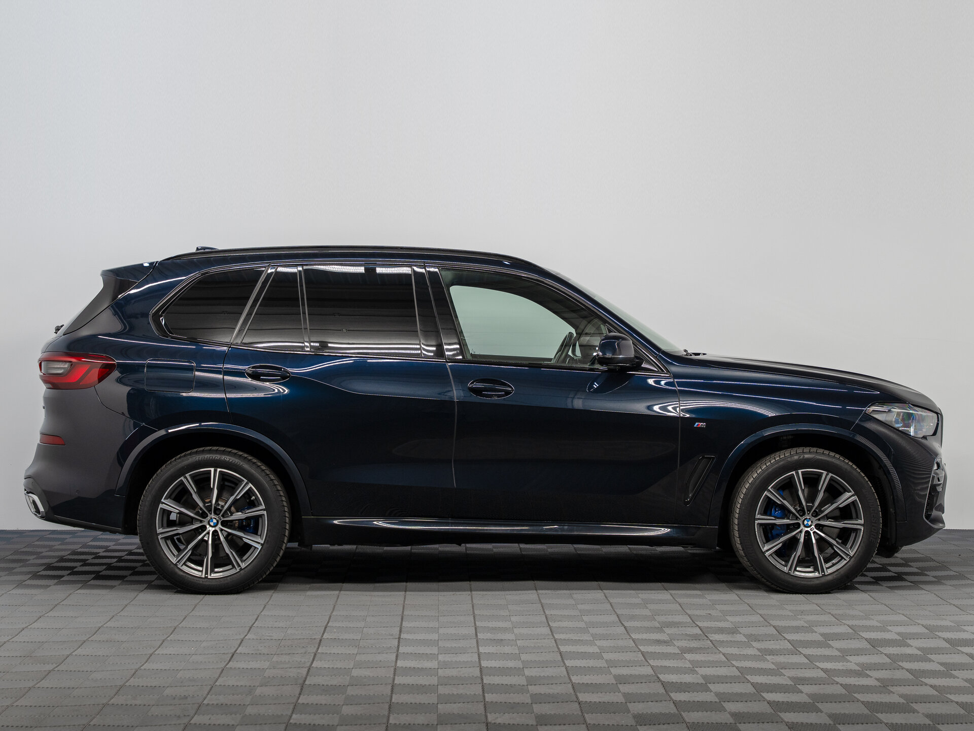 Автомобиль BMW X5 30d 3.0d AT (249 л.с.) 4WD - 4