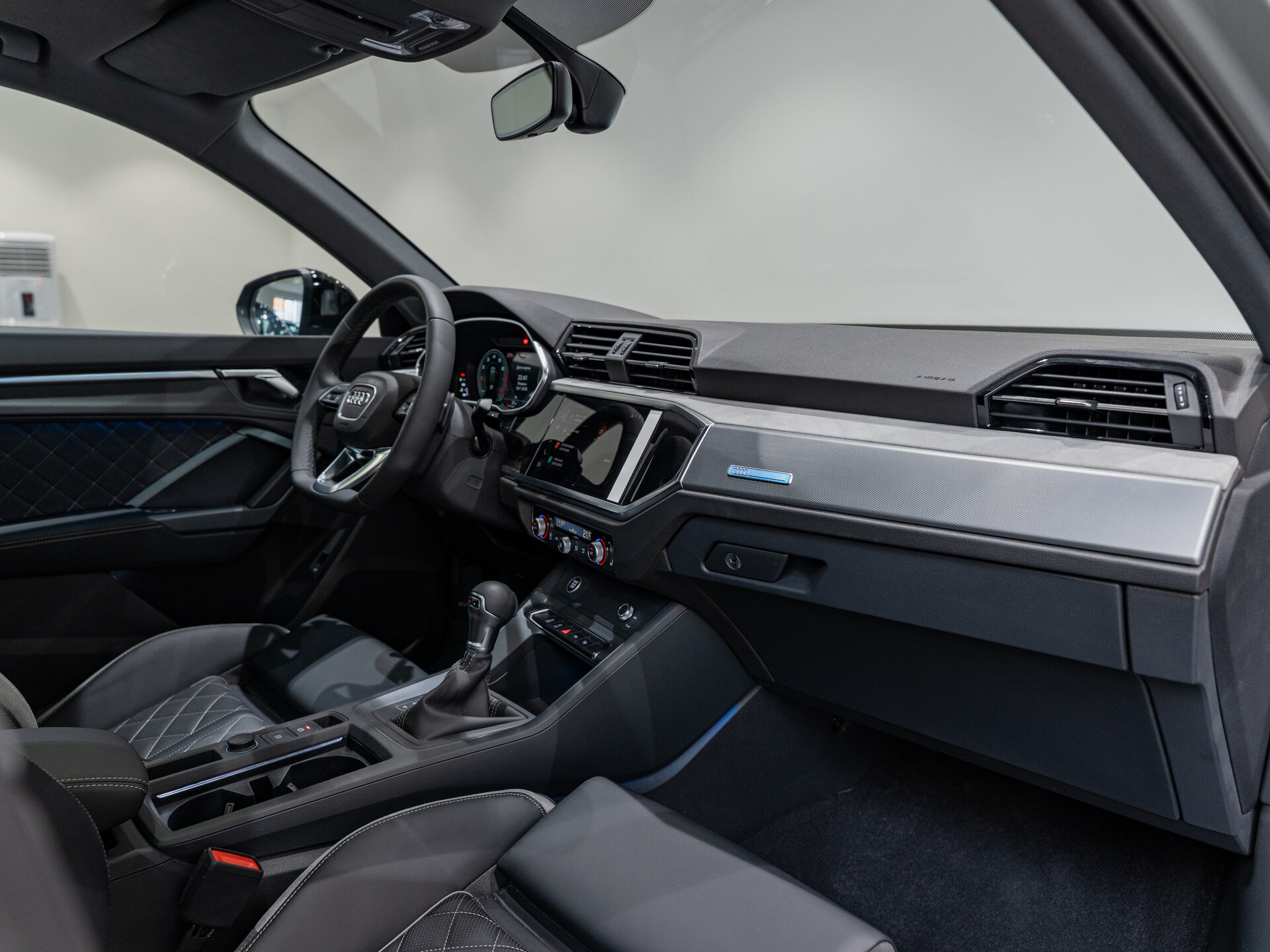 Автомобиль Audi Q3 35 TFSI 1.5 AMT (160 л.с.) - 10