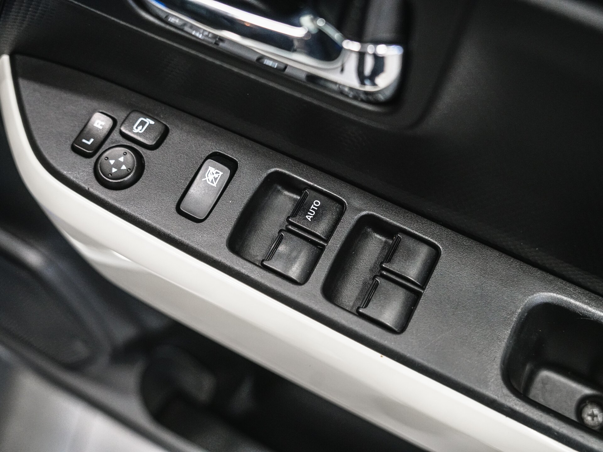 Suzuki Xbee 2021 9