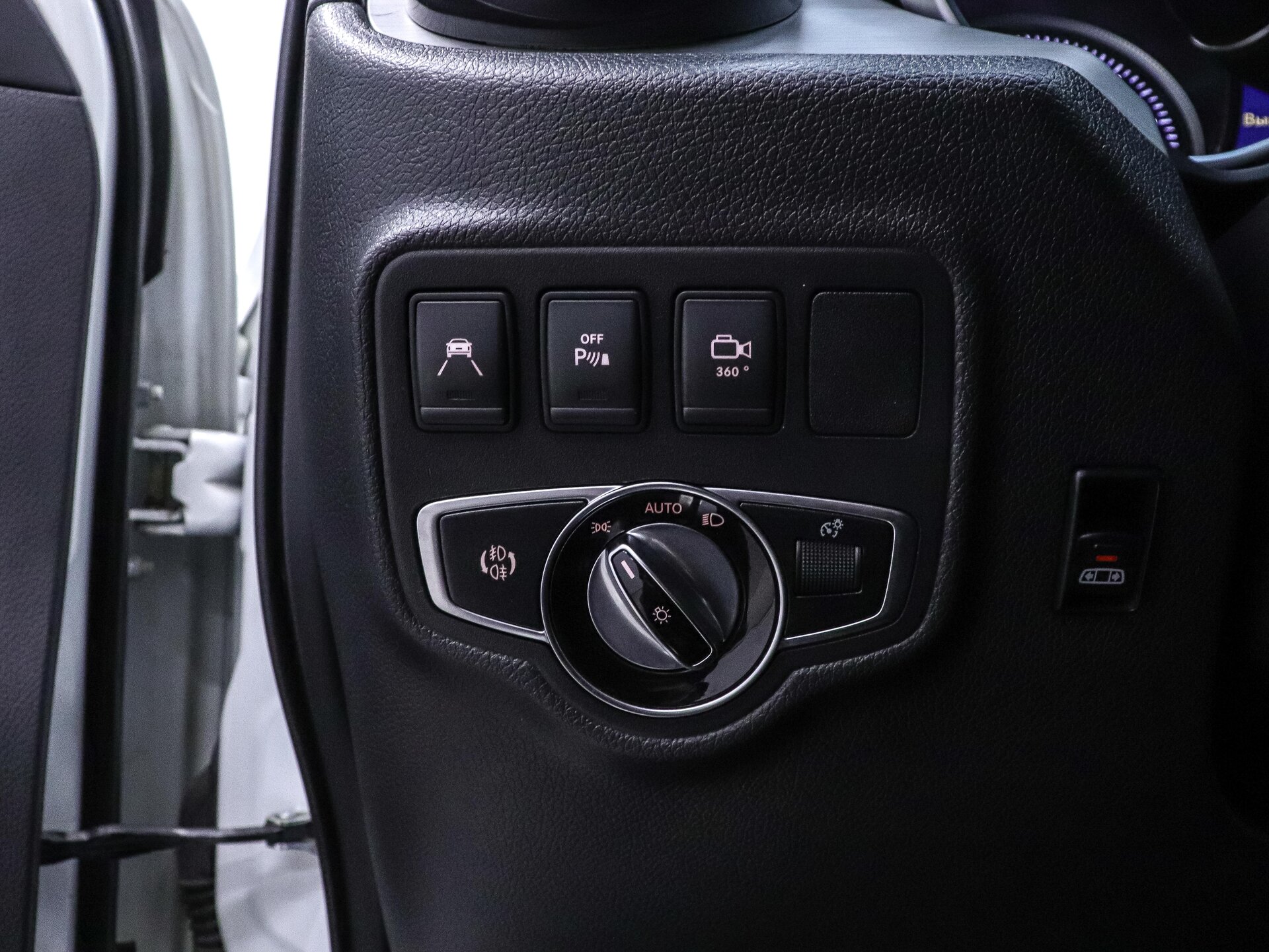 Mercedes-Benz X-Класс 2019 9