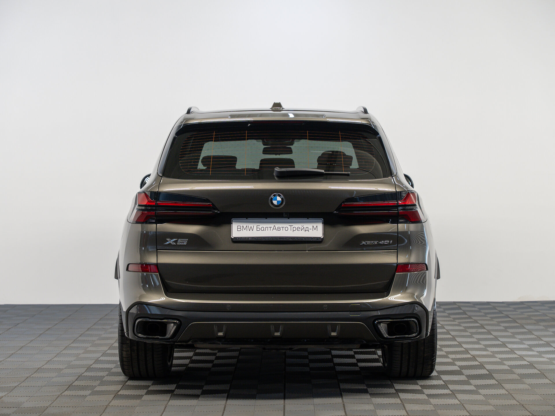 Автомобиль BMW X5 40i 3.0 AT (381 л.с.) 4WD - 6