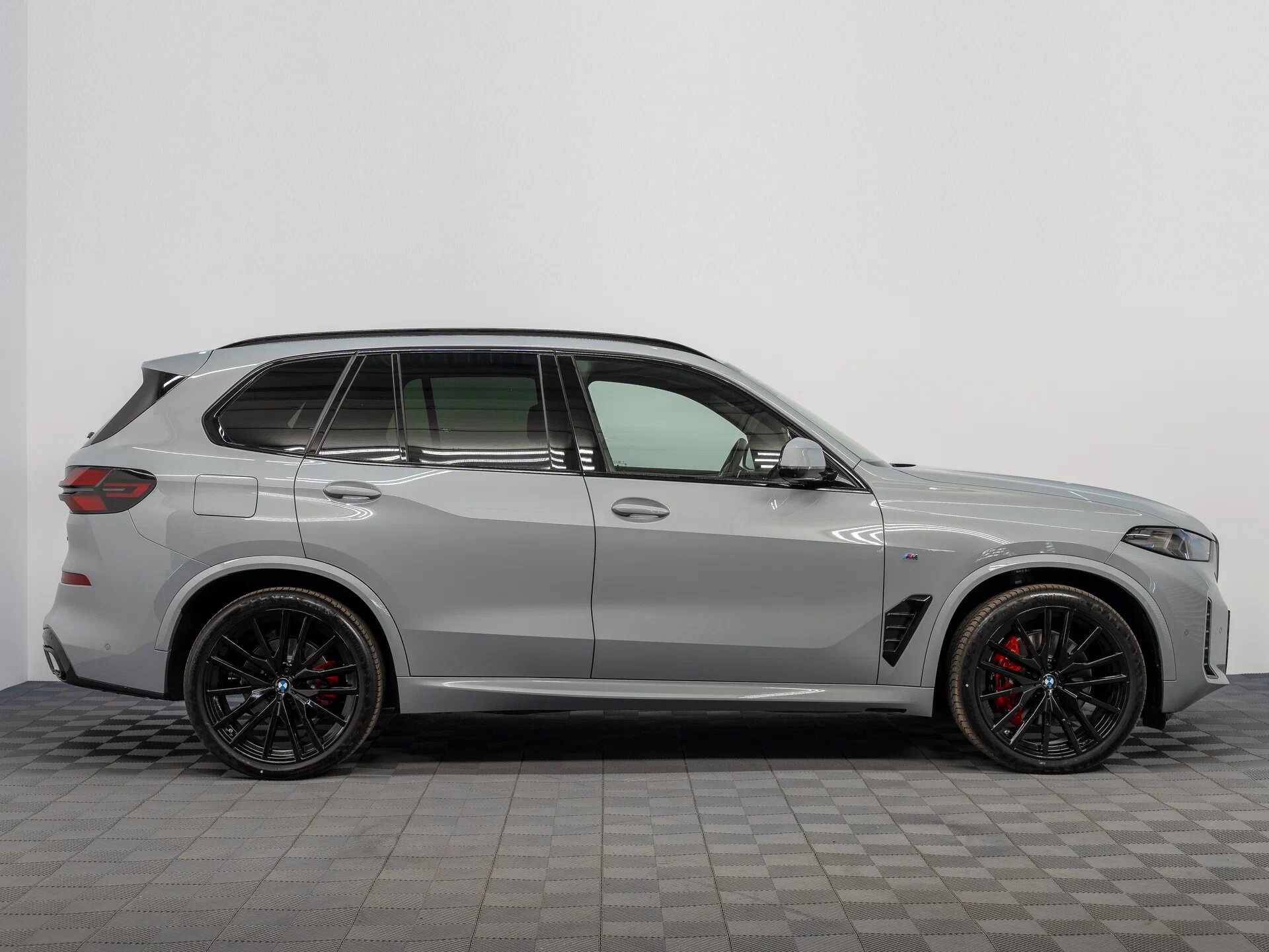 Автомобиль BMW X5 40i 3.0 AT (381 л.с.) 4WD - 4