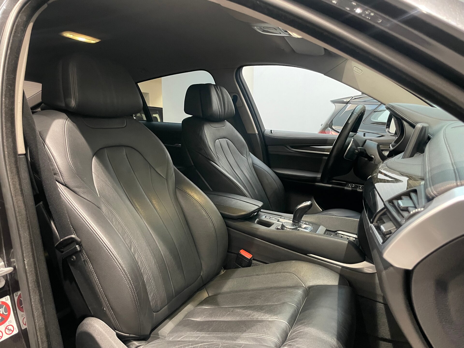 Автомобиль BMW X6 35i 3.0 AT (306 л.с.) 4WD - 13