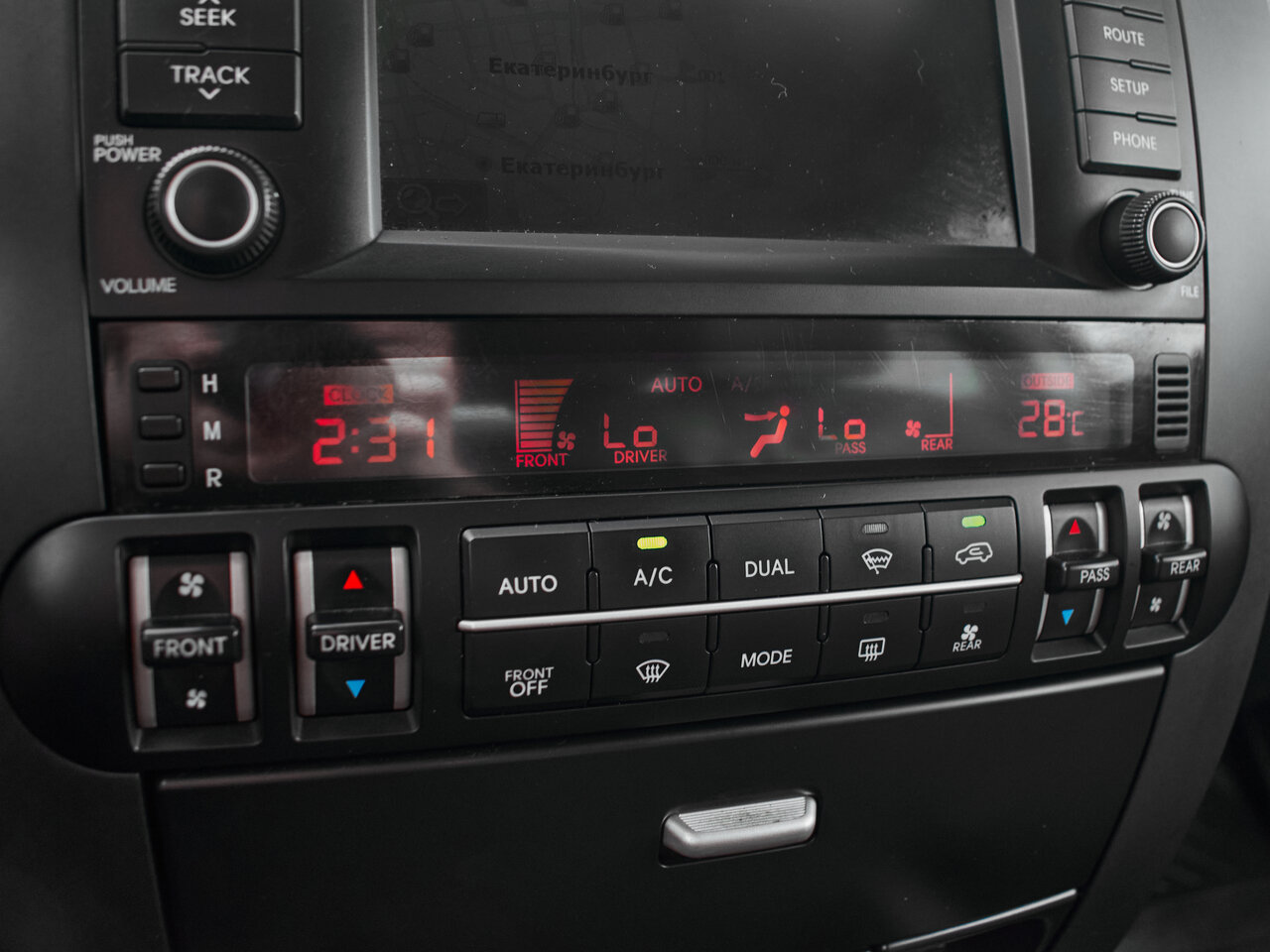Купить Kia Mohave 3.8 AT (274 л.с.) 4WD, 2009 в Екатеренбурге