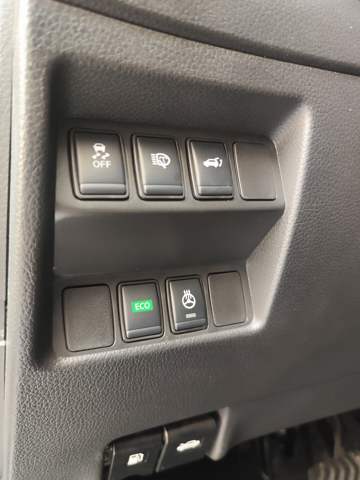 Автомобиль Nissan X-Trail 2.5 CVT (171 л.с.) 4WD - 18