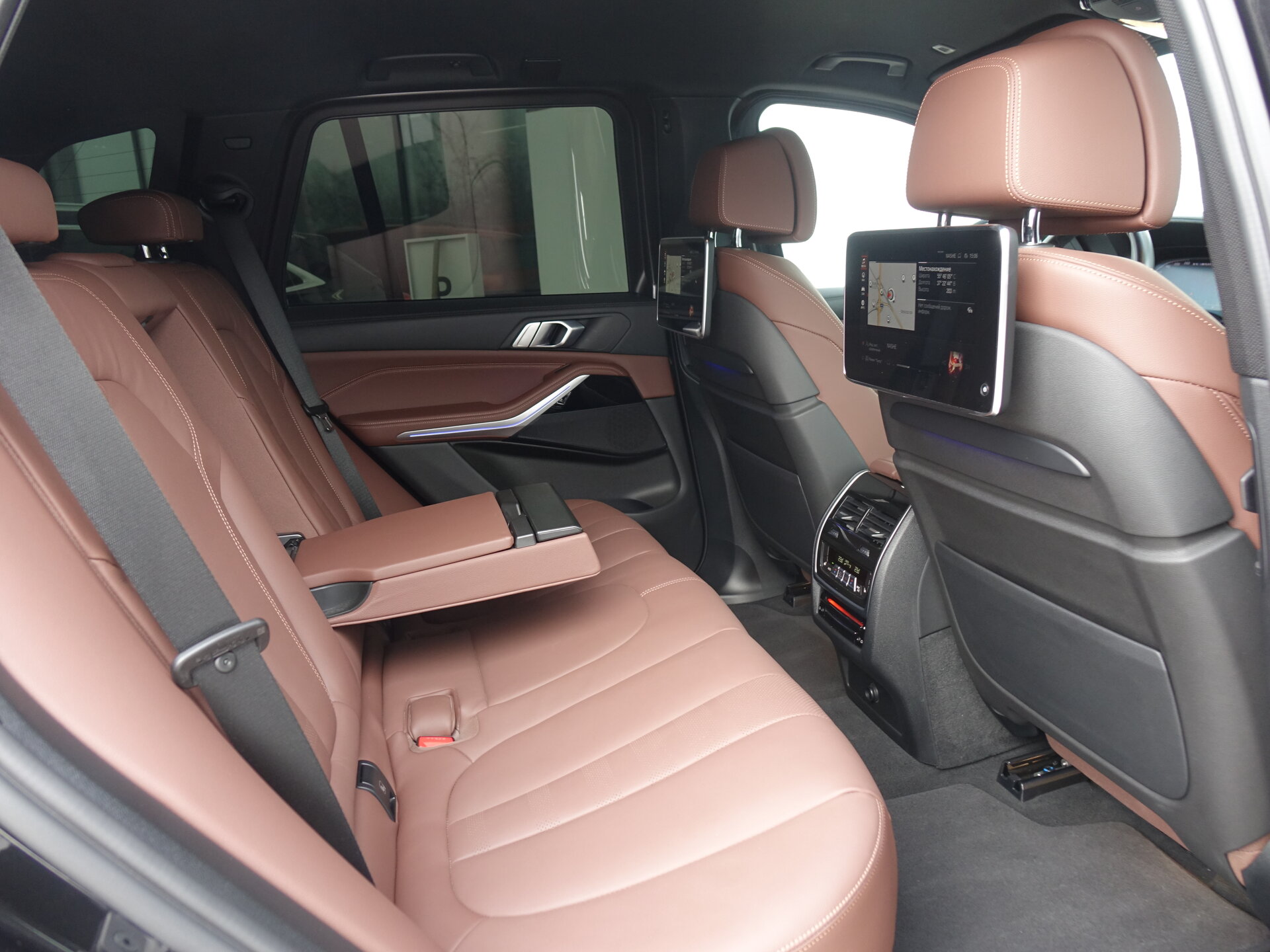 Автомобиль BMW X5 M50i 4.4 AT (530 л.с.) 4WD - 19