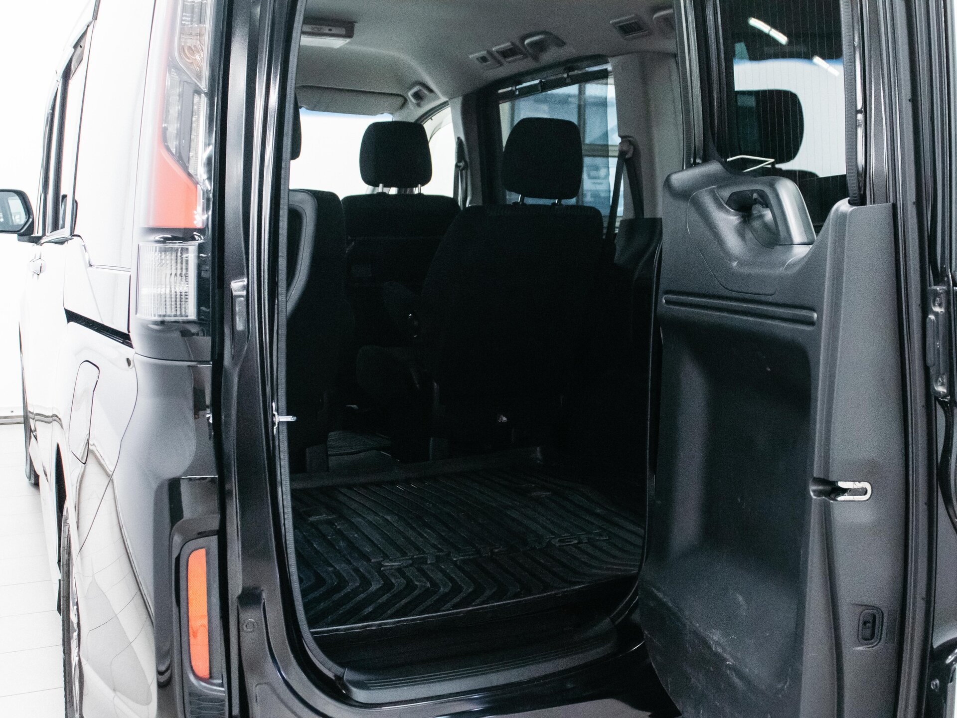 Honda Stepwgn 2015 30