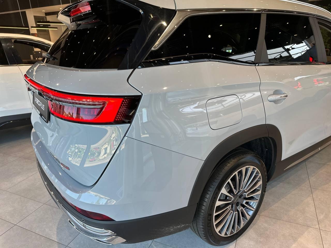 Jetour X90+ Премиум 7 мест 2026
