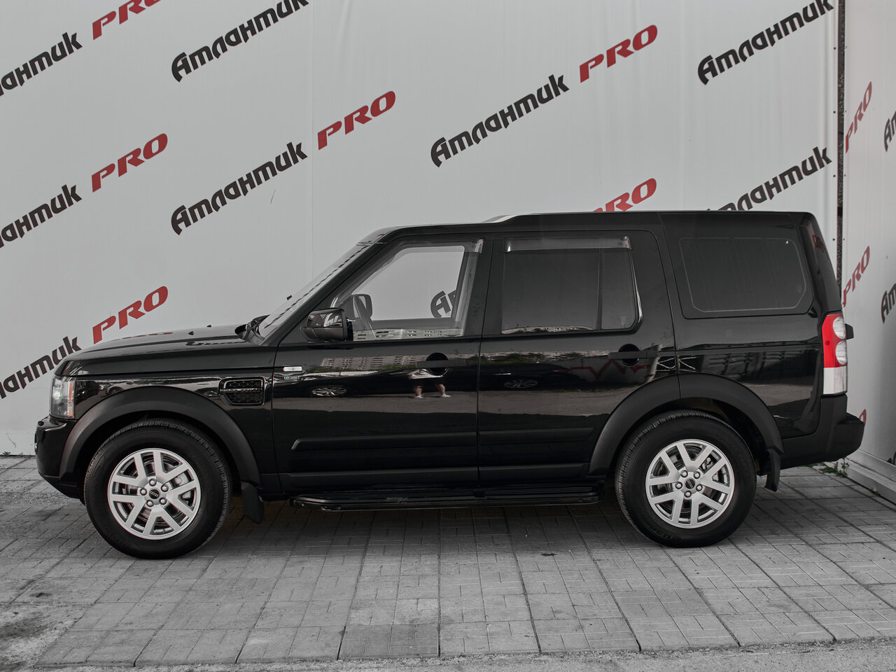Купить Land Rover Discovery 2.7d AT (190 л.с.) 4WD, 2010 в Екатеренбурге