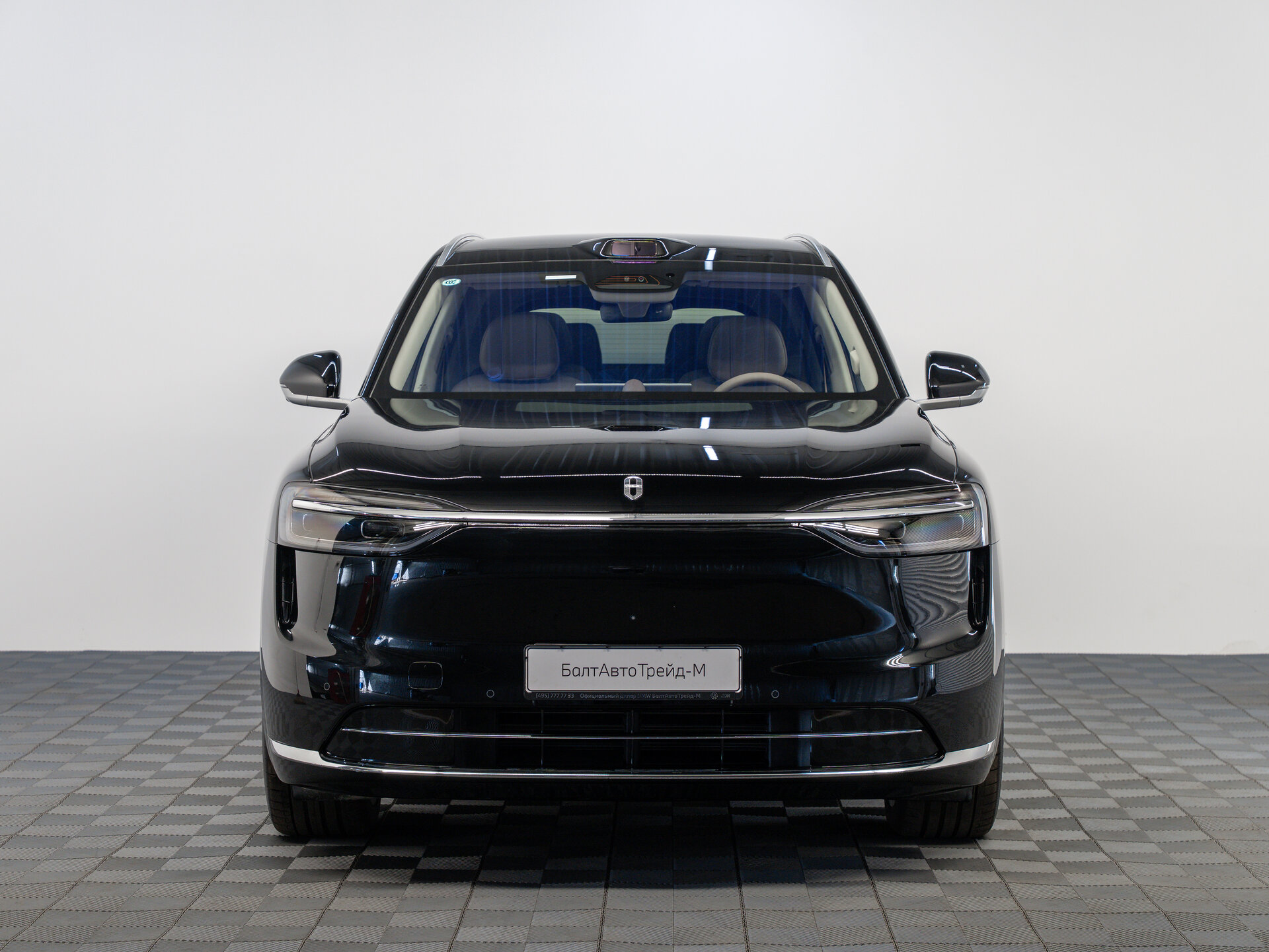 Автомобиль Aito M7 53.4 kWh 1.5hyb AT (533 л.с.) 4WD - 2