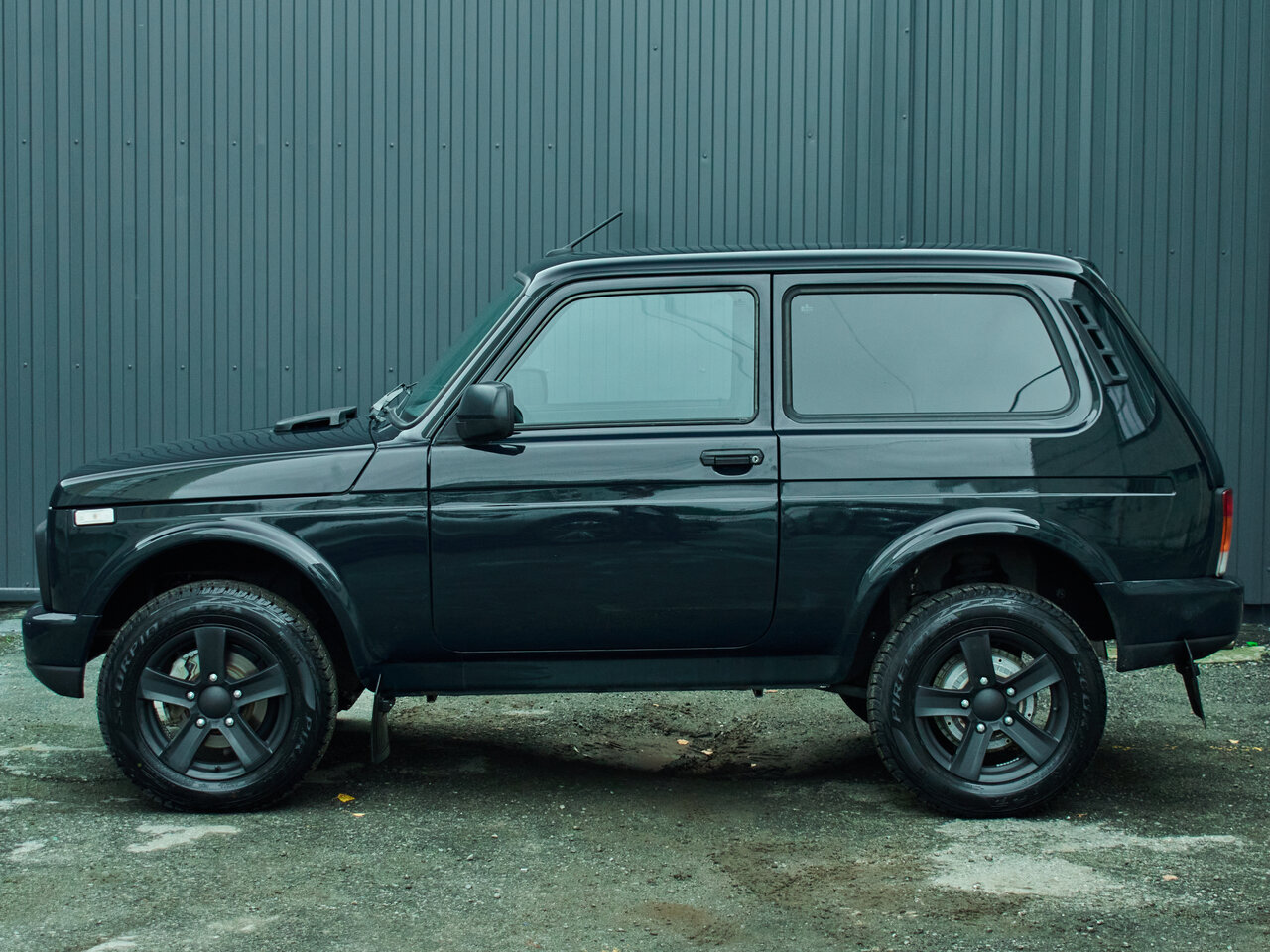 Купить Lada (ВАЗ) Niva Legend Euro-2 1.7 MT (83 л.с.) 4WD, 2025 в Екатеренбурге