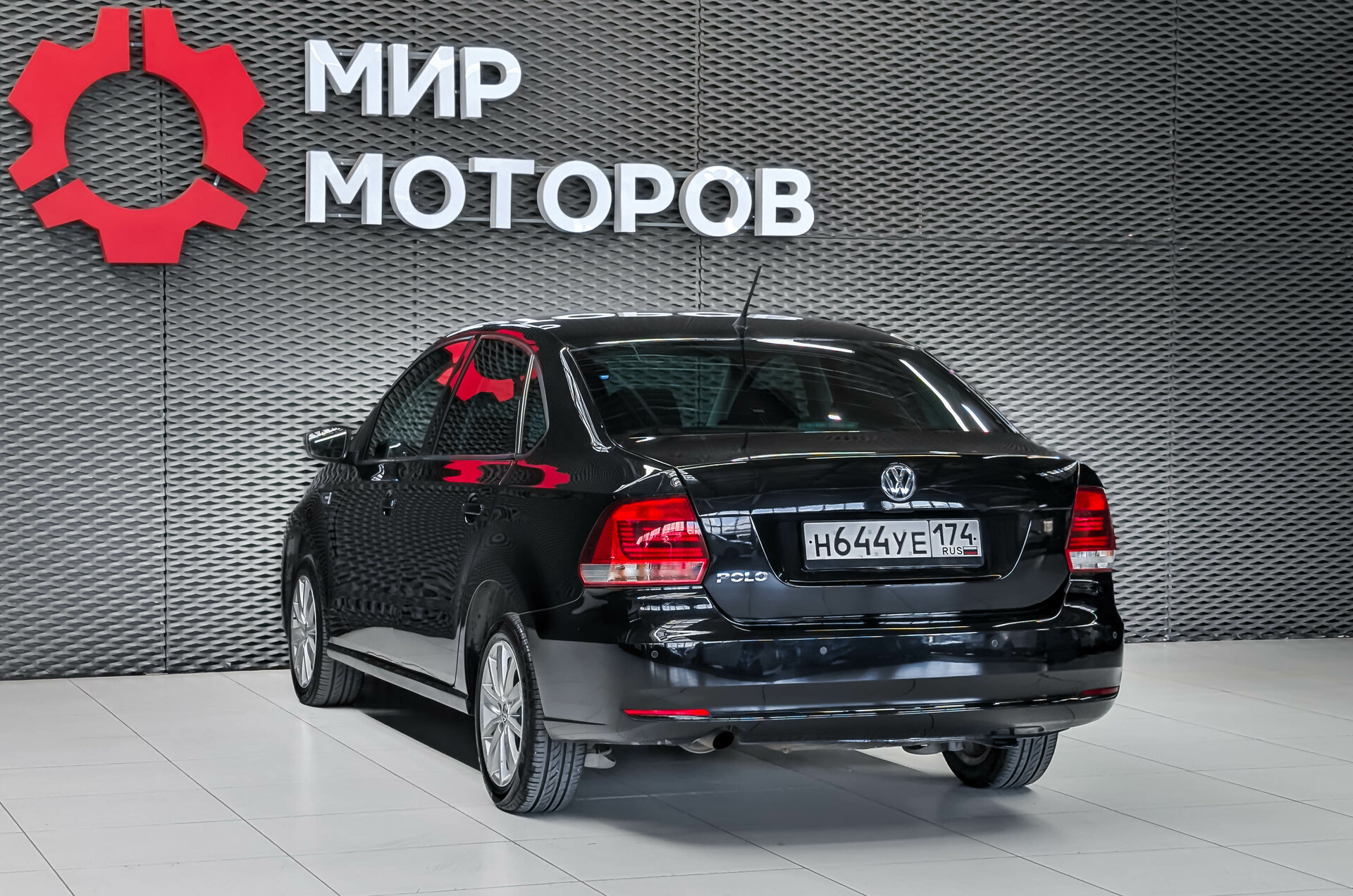 Volkswagen Polo, V Рестайлинг Highline 15-18, 2015, Седан