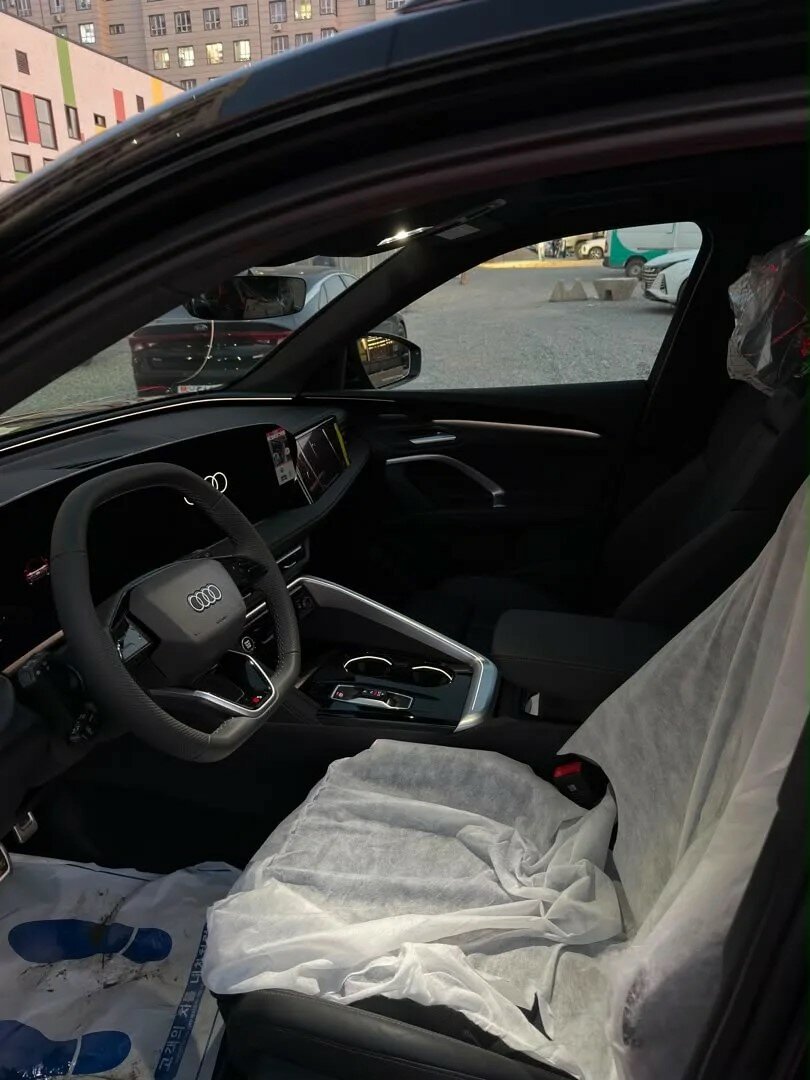 Автомобиль Audi Q5 40 TDI 2.0d AMT (204 л.с.) 4WD - 7