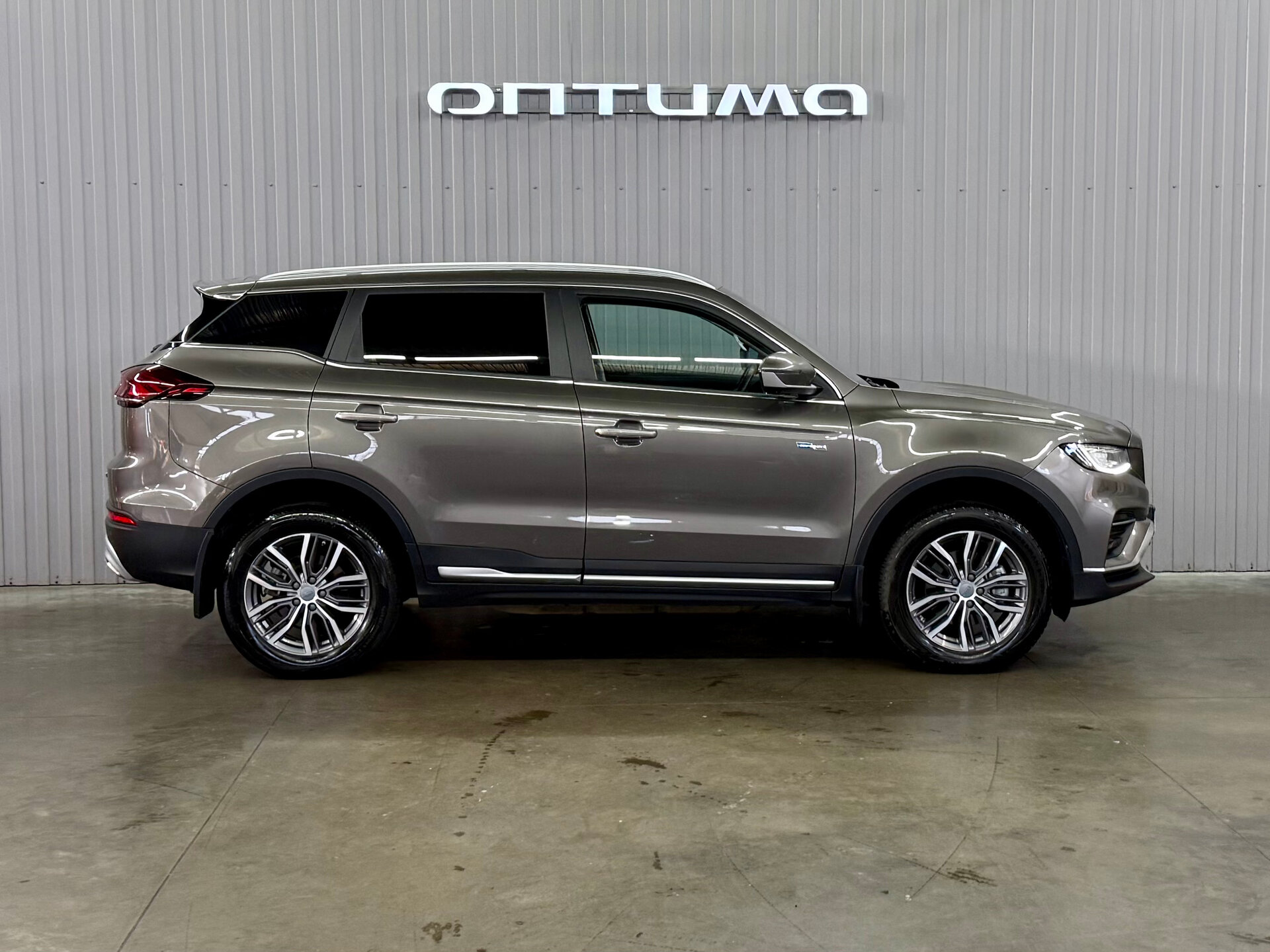 Geely Atlas Pro 